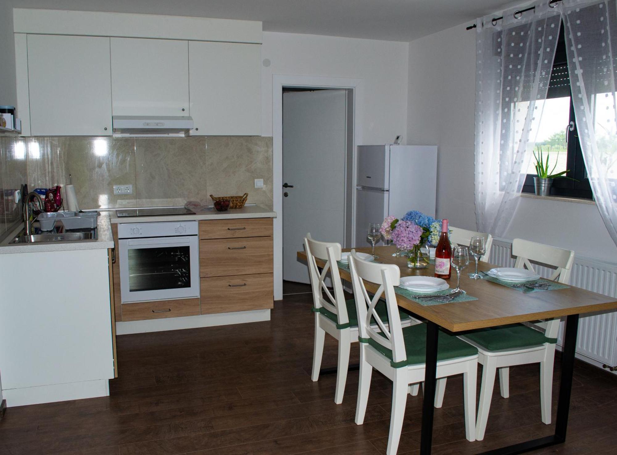 Kraljeva Hiza - Apartmani I Sobe Kralj Sveti Martin Na Muri Bagian luar foto