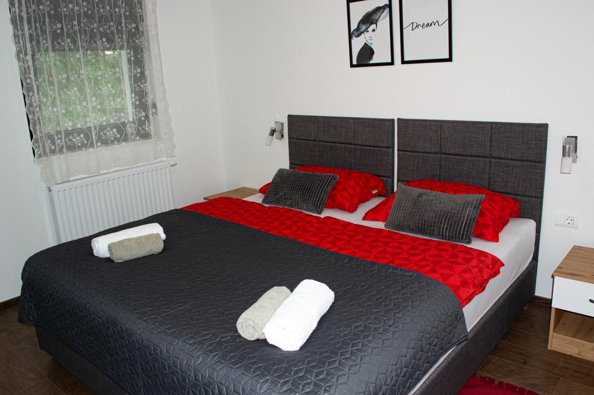 Kraljeva Hiza - Apartmani I Sobe Kralj Sveti Martin Na Muri Bagian luar foto