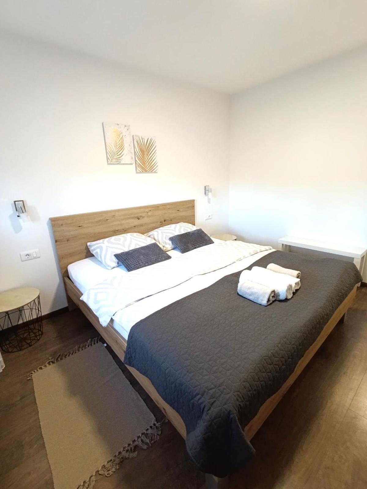 Kraljeva Hiza - Apartmani I Sobe Kralj Sveti Martin Na Muri Bagian luar foto